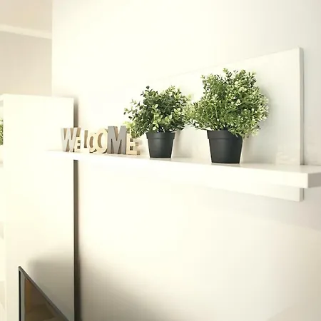 Modern, Comfortable & Bright