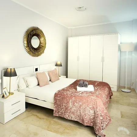 Modern, Comfortable & Bright